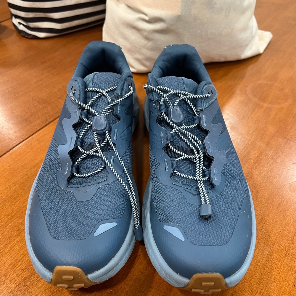 Hoka women’s transport shoes